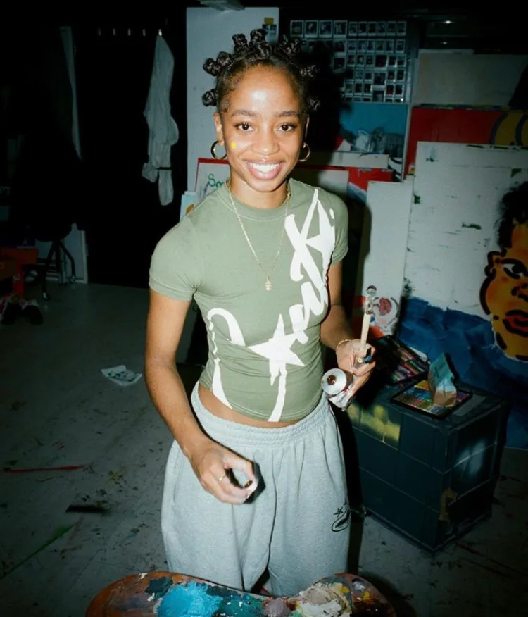 Teoni Hinds